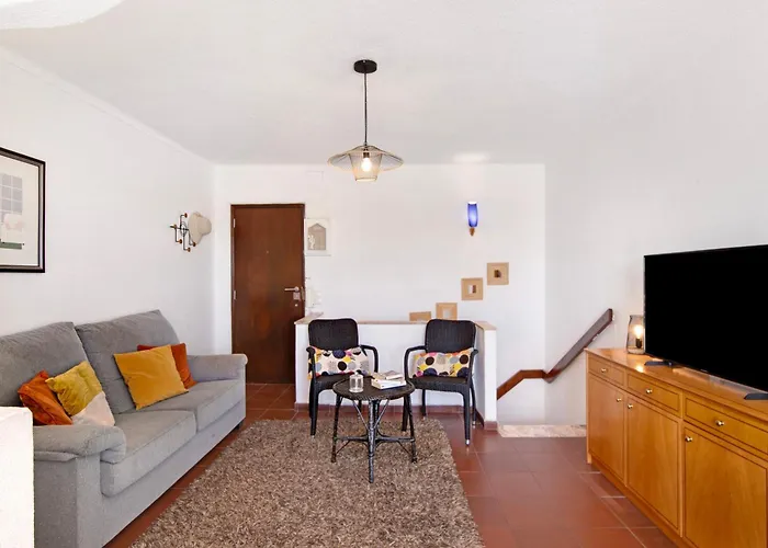 Montechoro Apartmán *